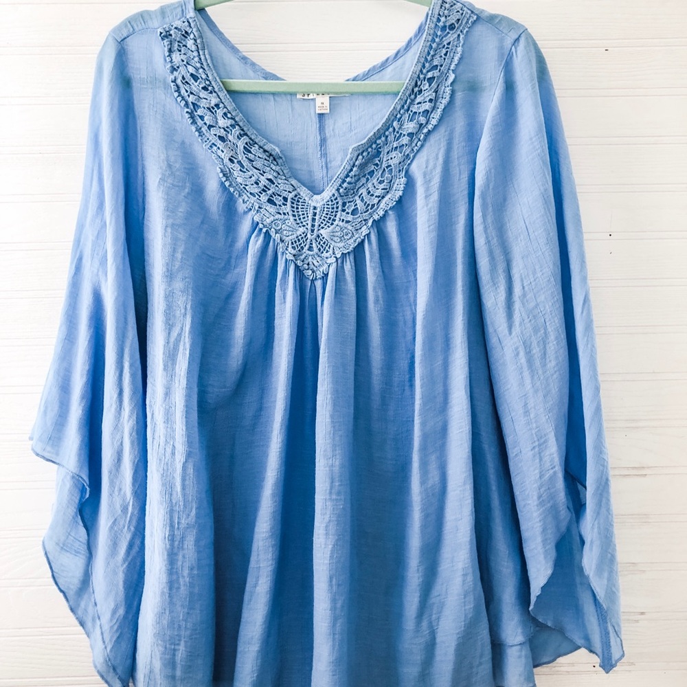 Blue bell sleeve linen top